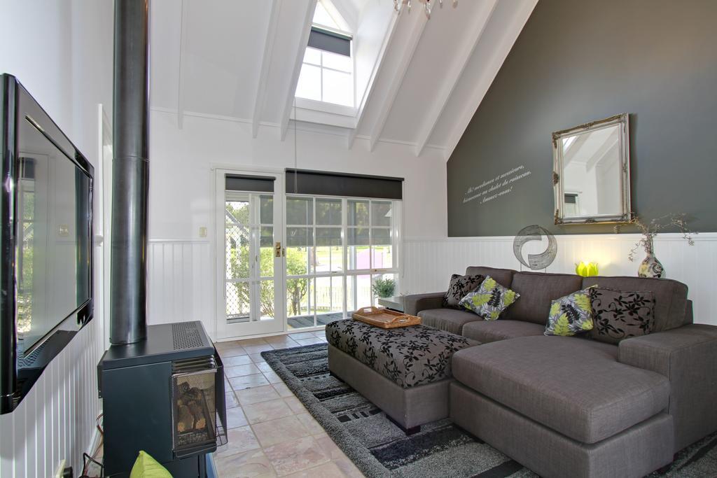 Creek Cottage Bed And Breakfast Traralgon Δωμάτιο φωτογραφία